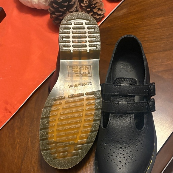 Dr. Martens Black Mary Jane’s - Picture 4 of 5